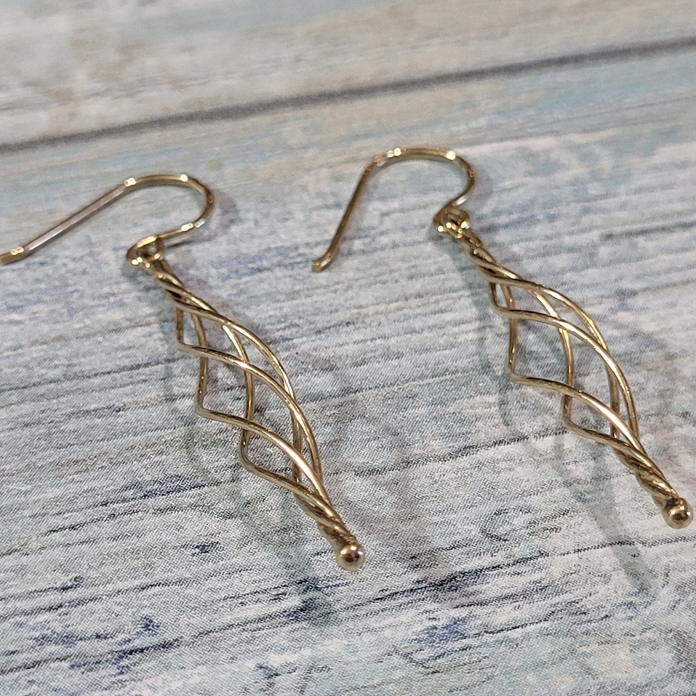Twist Drop Earrings. - Picture 3 of 8